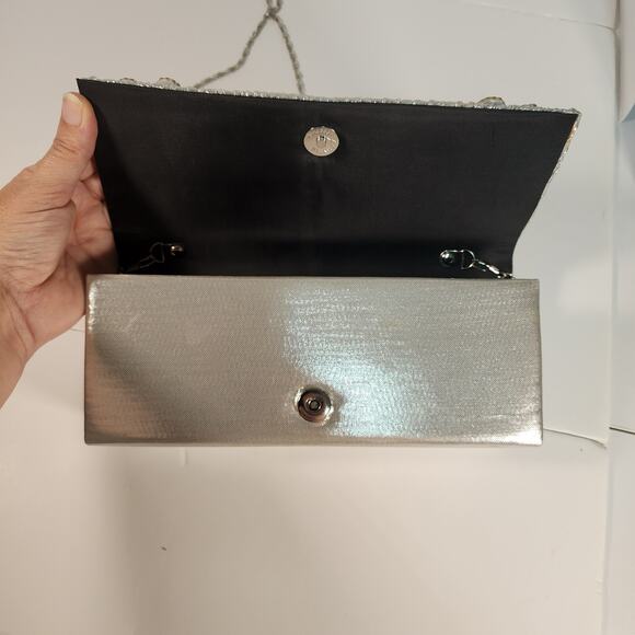 WHITTAL & SHON Evening Clutch Purse Silver Metallic Rhinestone bag Purse (FB1) - Picture 4 of 8
